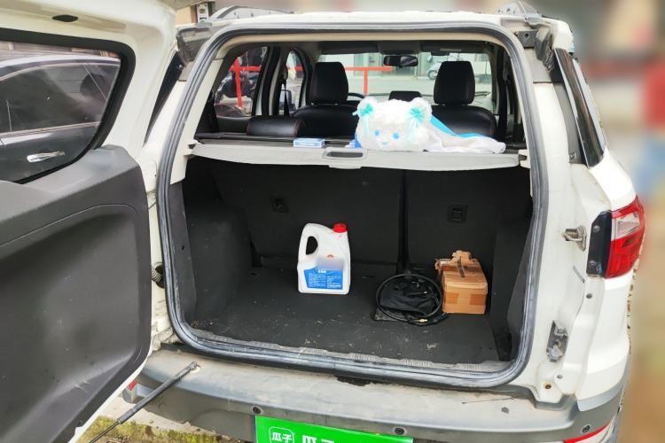 Used Ford EcoSport 2013 1.5L Automatic Fashion Model Trunk