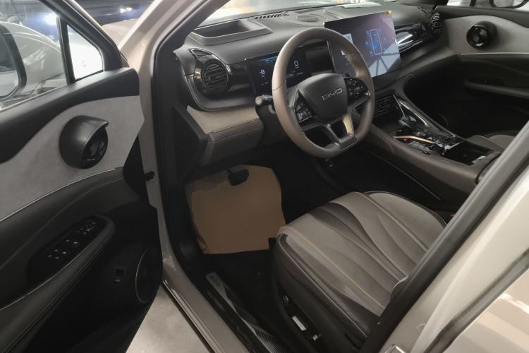 Used BYD Frigate 07 2023 DM-i 100KM Flagship Model