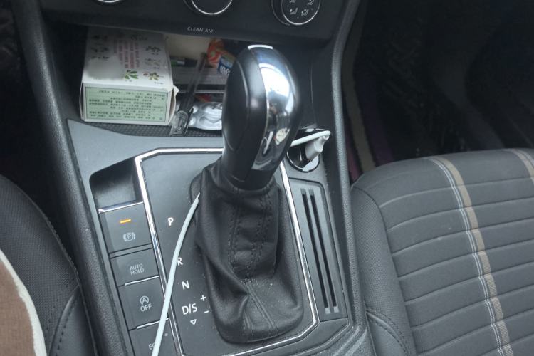 Used Volkswagen Lavida 2021 280TSI DSG Comfort Edition Gear Lever