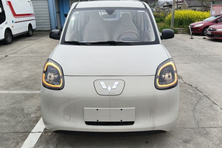 Used Wuling Hongguang MINIEV 2025 Four-Door Version Advanced Edition Front