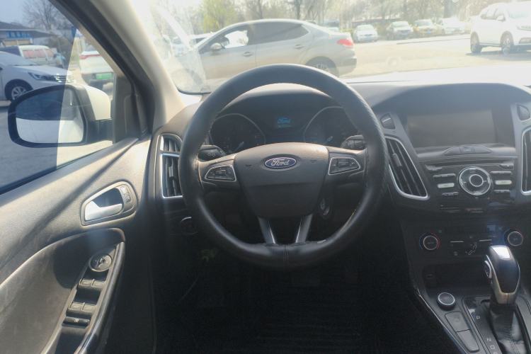 Used Ford Focus 2018 Two-Door Classic EcoBoost 125 Automatic Supercharged Style SmartDrive Edition