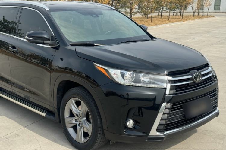 Used Toyota Highlander 2018 2.0T Four-Wheel Drive Prestige Version 7 Seats China VI Standard
