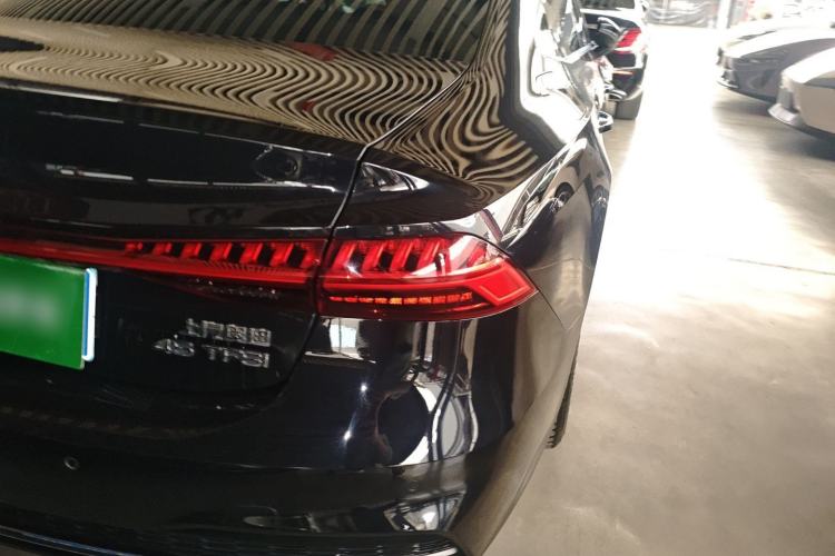 Used Audi A7L 2024 45TFSI S-line Dream-Building Edition Flow Crystal Package