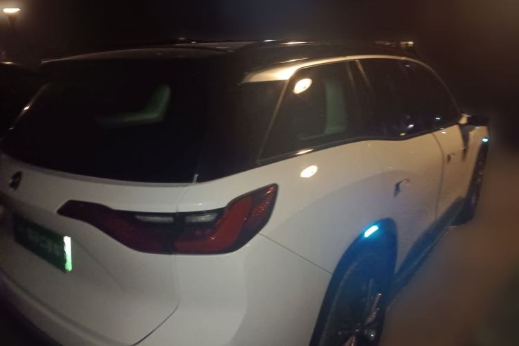 Used Nio ES8 2018 355 km Base Version 7-Seater Edition