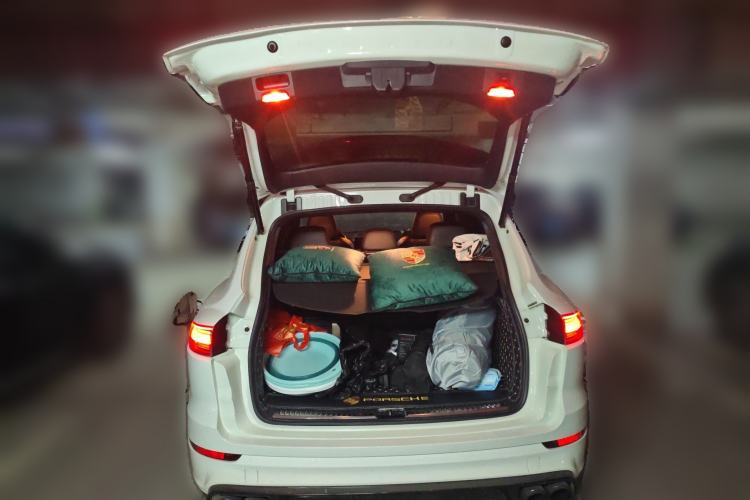 Used Porsche Cayenne 2011 Cayenne 3.0T Trunk