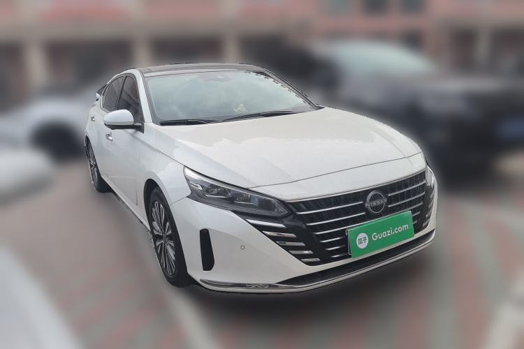 Used Nissan Teana 2022 2.0L XL-Upr Enjoyment Edition Front Right 45 Deg