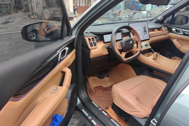 Used Geely Auto FX11 2025 4th Generation 2.0TD DCT—Passion
