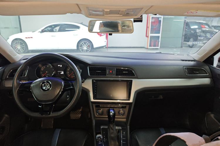 Used Volkswagen Lamando 2015 230TSI DSG Fashion Edition