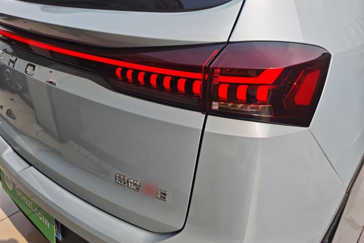 Used SOL X6 2022 1.5T DCT Trendy FUN Edition