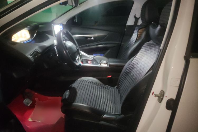 Used Peugeot 5008 2017 380THP 7-Seater Elite Edition
