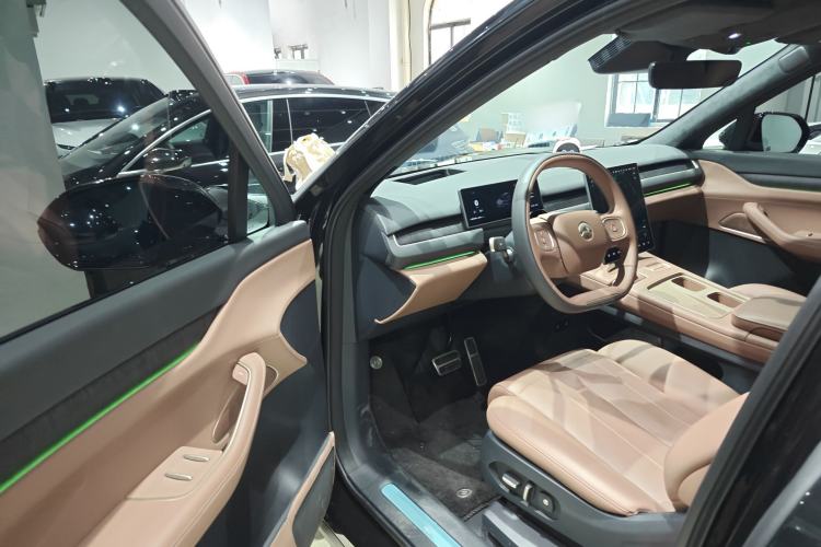 Used Nio ES8 2024 75 kWh
