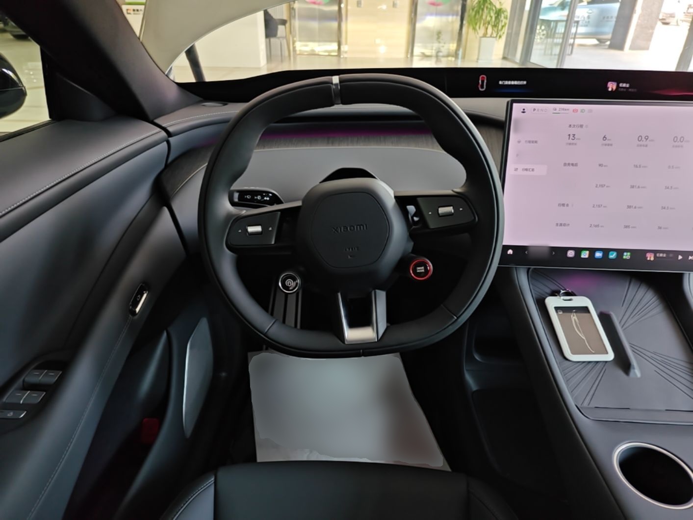 Xiaomi Auto YU7 2025 Ultra-Long Range All-Wheel Drive Pro Version — снимка 13