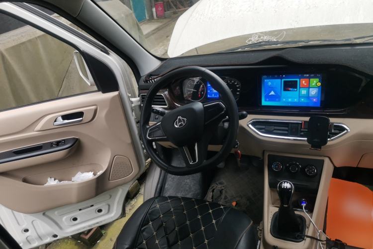 Used CHANGAN KUAYUE Xing V5 2021 1.6L Jinbao Edition Luxury Version DAM16KR
