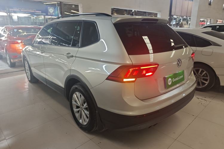 Used Volkswagen Tiguan L 2017 330TSI Automatic Two-Wheel Drive Luxury Edition
