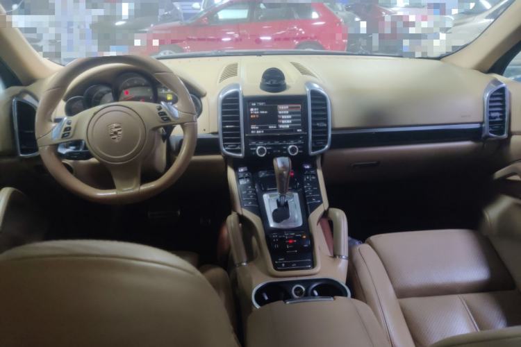 Used Porsche Cayenne 2011 Cayenne 3.0T Center Console