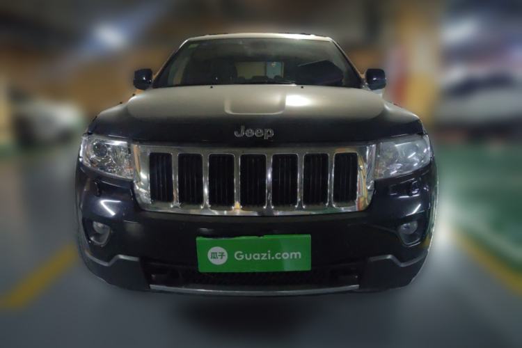 Used Jeep Grand Cherokee 2011 3.6L Luxury Edition
