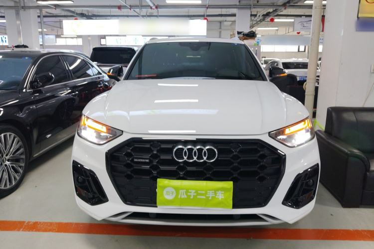 Used Audi Q5L 2022 40T Fashionable and Dynamic Model
