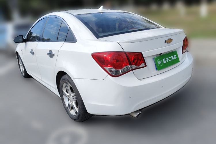 Used Chevrolet Cruze 2012 1.8L SE AT
