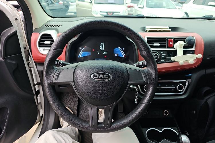 Used JAC iEV6E 2018 Upgraded iEV6E Luxury Model