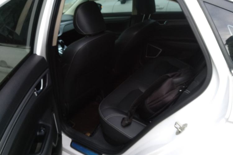 Used Geely Auto Emgrand GL 2018 1.8L DCT Elite Smart Connectivity Version Left Rear Seat