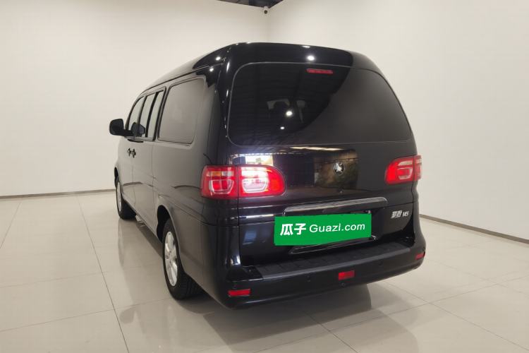 Used FORTHING Lingzhi 2023 M5L 1.6L Comfort 9-Seater