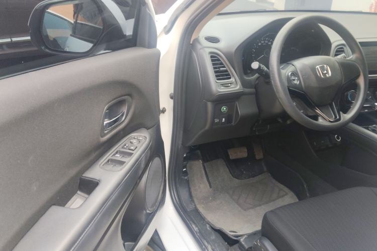 Used Honda Vezel 2015 1.5L CVT two-wheel drive Comfort trim Driver Seat