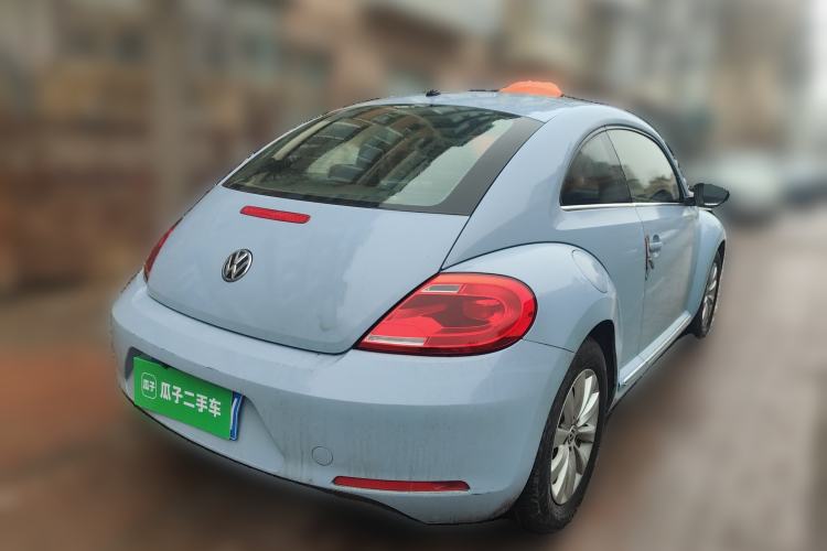 Used Volkswagen Beetle 2015 180TSI model
