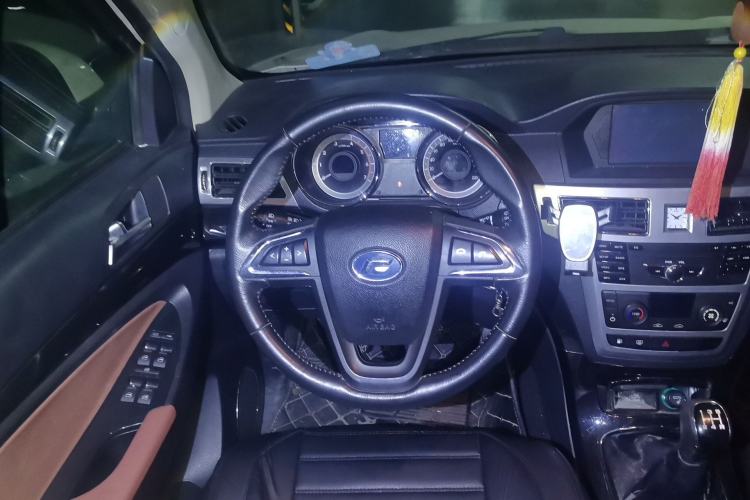 Used Foday Landfort 2015 1.9T Diesel Two-Wheel Drive Standard Edition 7 Seats
