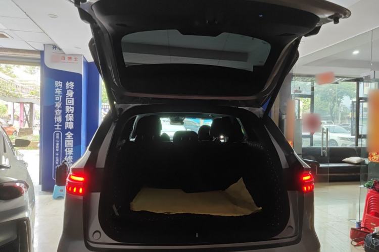 Used Geely Auto Monjaro L 2021 2.0TD High-Power Automatic All-Wheel-Drive Flagship Version Trunk