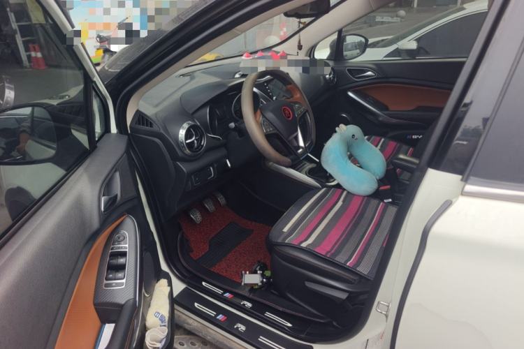 Used BYD Yuan 2016 1.5L Manual Luxury Model
