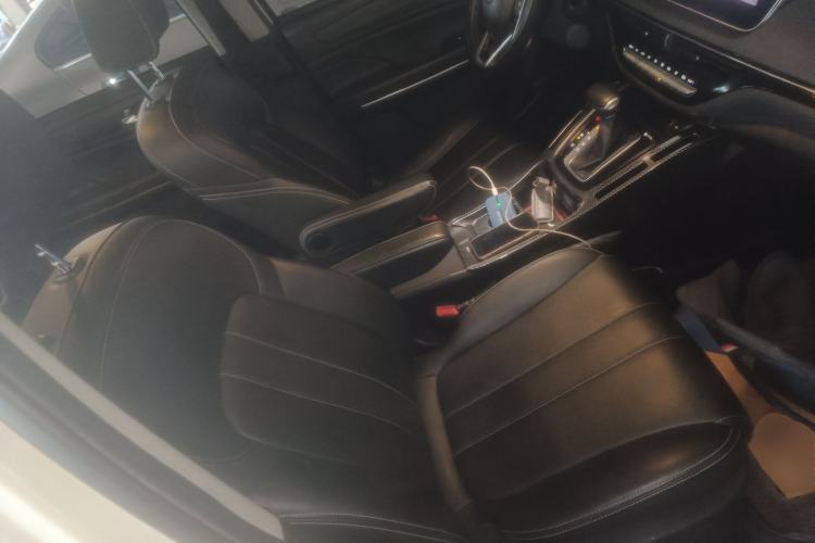 Used GAC Trumpchi M6 2021 270T DCT Luxury Edition (7-seater)