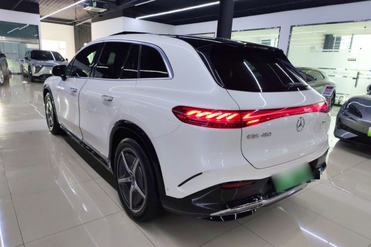 Used Mercedes-Benz EQS SUV 2023 450 4MATIC Pioneer Edition Rear Left 45 Deg