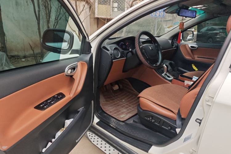 Used Luxgen Great 7 SUV 2013 Limited-Edition Sharp Model 2.2T Two-Wheel-Drive Smart Version