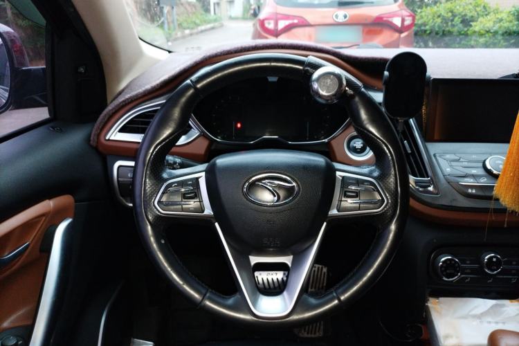 Used Soueast DX7 2015 1.5T Automatic Prestige Model