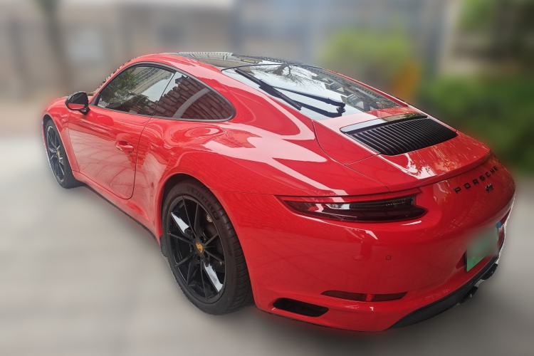 Used Porsche 911 
