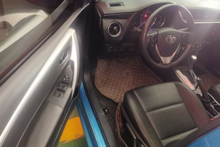 Used Toyota Levin 2017 Revised Version 185T CVT Elite Edition China VI Standard Driver Seat