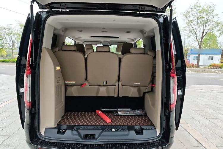 Used Ford Tourneo Custom 2023 2.0T Automatic Comfort Edition Interior 1