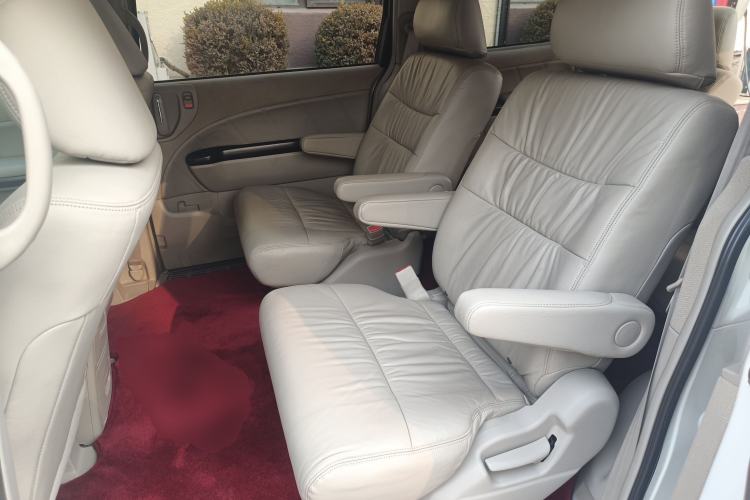 Used Honda Elysion 2015 2.4L VTi-S Prestige Edition Left Rear Seat