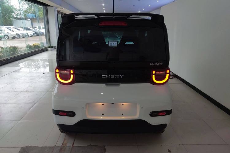 Used Chery QQ Ice Cream 2024 Youth Edition 205km Milkshake