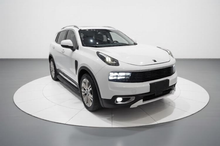 Used Lynk & Co 01 2017 2.0T Two-Wheel Drive Pro Edition Front Right 45 Deg