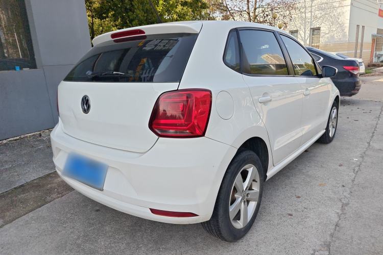 Used Volkswagen Polo 2016 1.4L Manual Fashion Model
