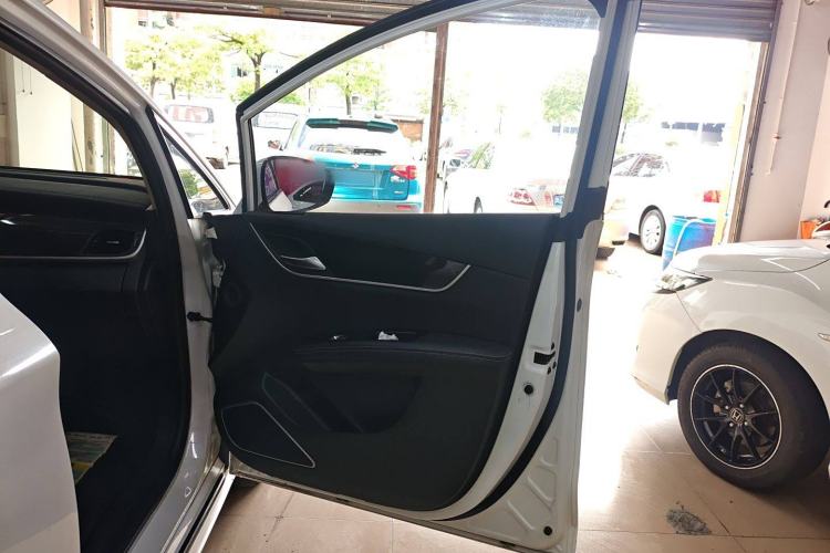 Used BYD Song MAX 2019 1.5T Automatic Smart Connect Ruiyi Sunroof Version 6 Seats China VI Standard
