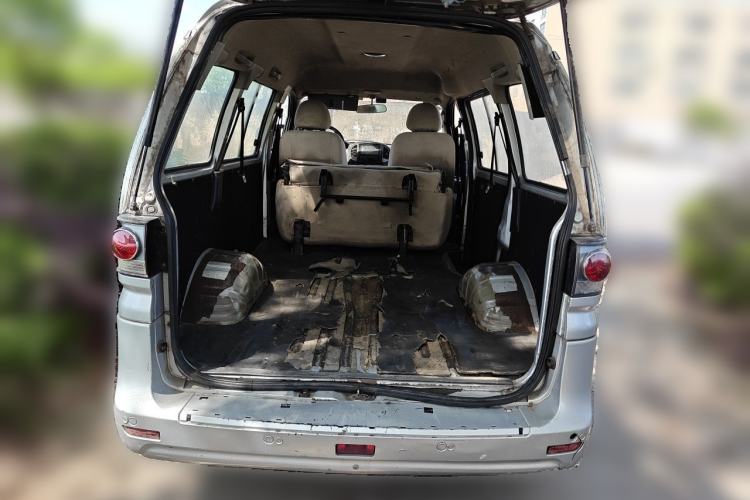 Used FORTHING Lingzhi 2017 V3 1.5L 5-Seater Special Offer Model