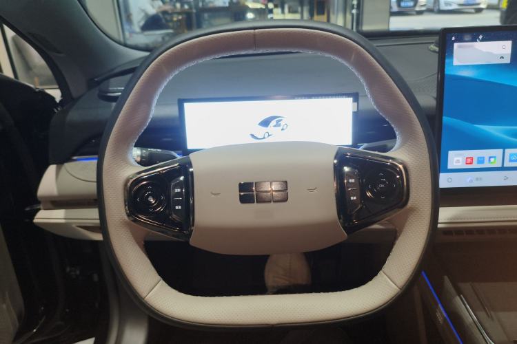 Used Geely Galaxy 8 2025 130km EM-i Deluxe Edition
