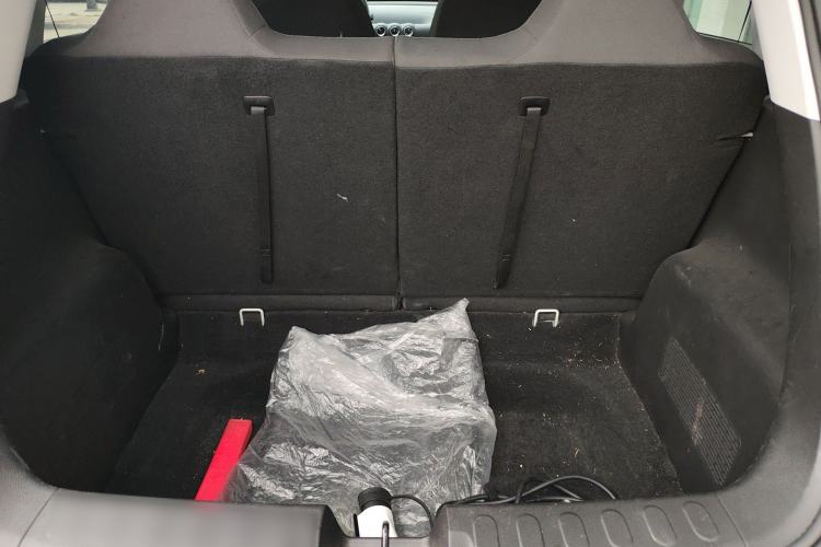 Used Wuling Bingo 2023 203km Light Edition Trunk