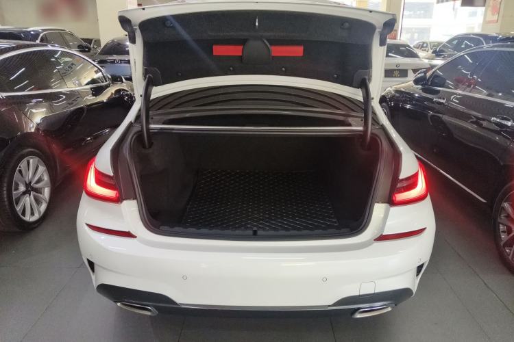 Used BMW 3 Series 2022 320Li M Sport Package Trunk