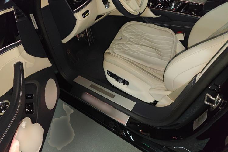 Used Bentley Flying Spur 2024 4.0T V8 Yado Edition
