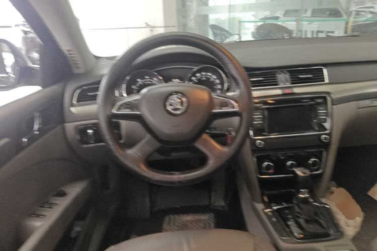 Used Skoda Superb 2013 1.4 TSI DSG Prestige Edition Steering Wheel