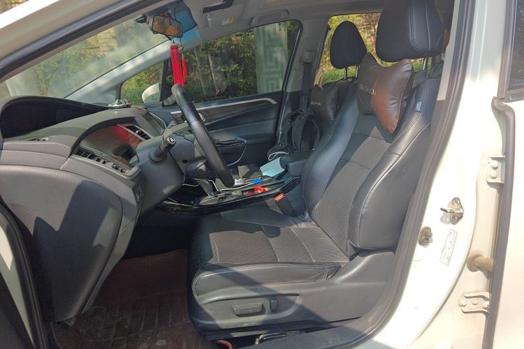 Used Honda Jade 2017 210 TURBO CVT Luxury Edition 5 Seats Left Front Seat