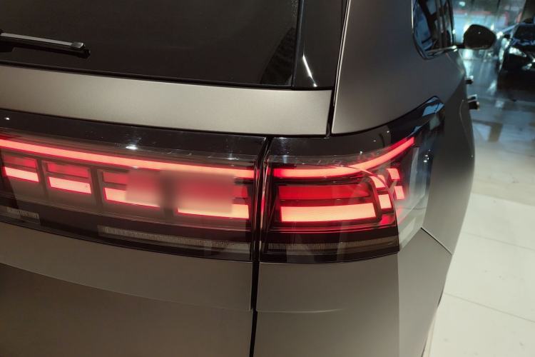 Used Volkswagen Teramont 2025 Tiguan Pro 450TSI Four-Wheel Drive Summit Edition
